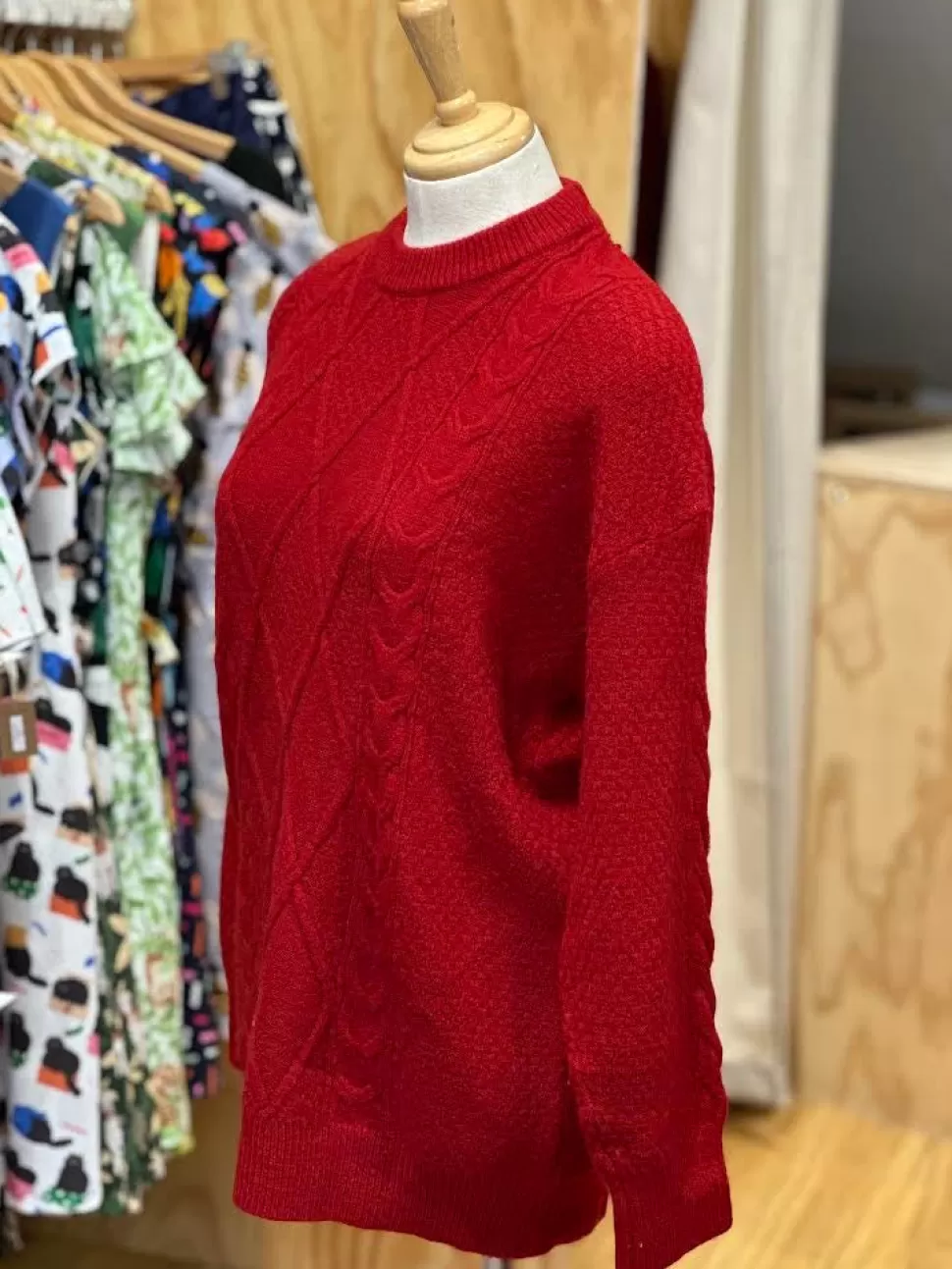 Store Origami Doll Red cable knit Sweater